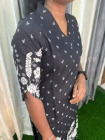 Black Lotus Floral - Image 3