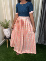 Soft Peach Base with Multicolour Waves - Image 2